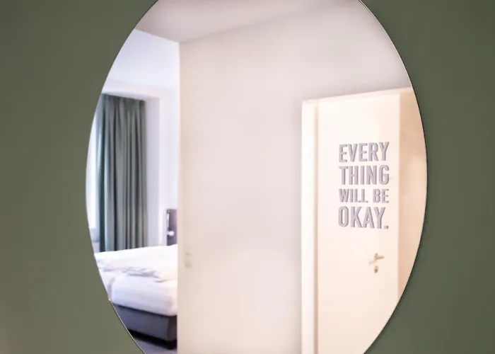 空军基地酒店 3*