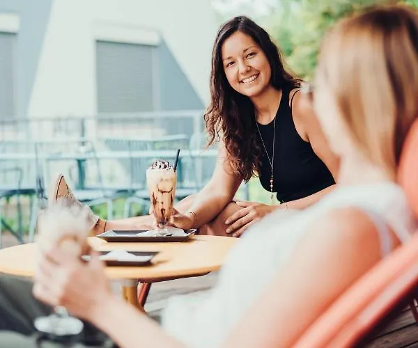空军基地酒店 酒店 格拉茨附近卡尔斯多夫