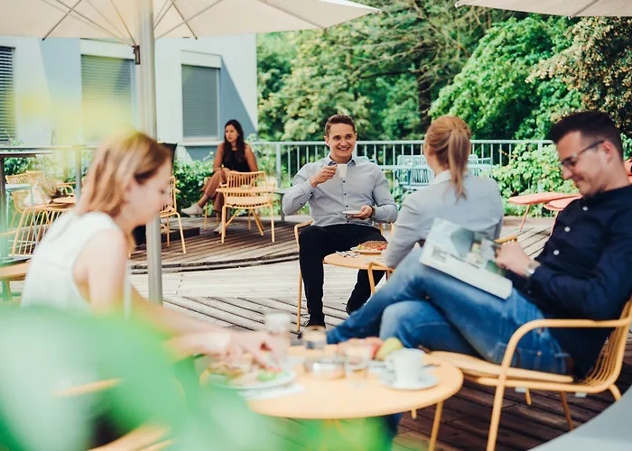 Airbase 3* 칼스도르프 바이 그라츠